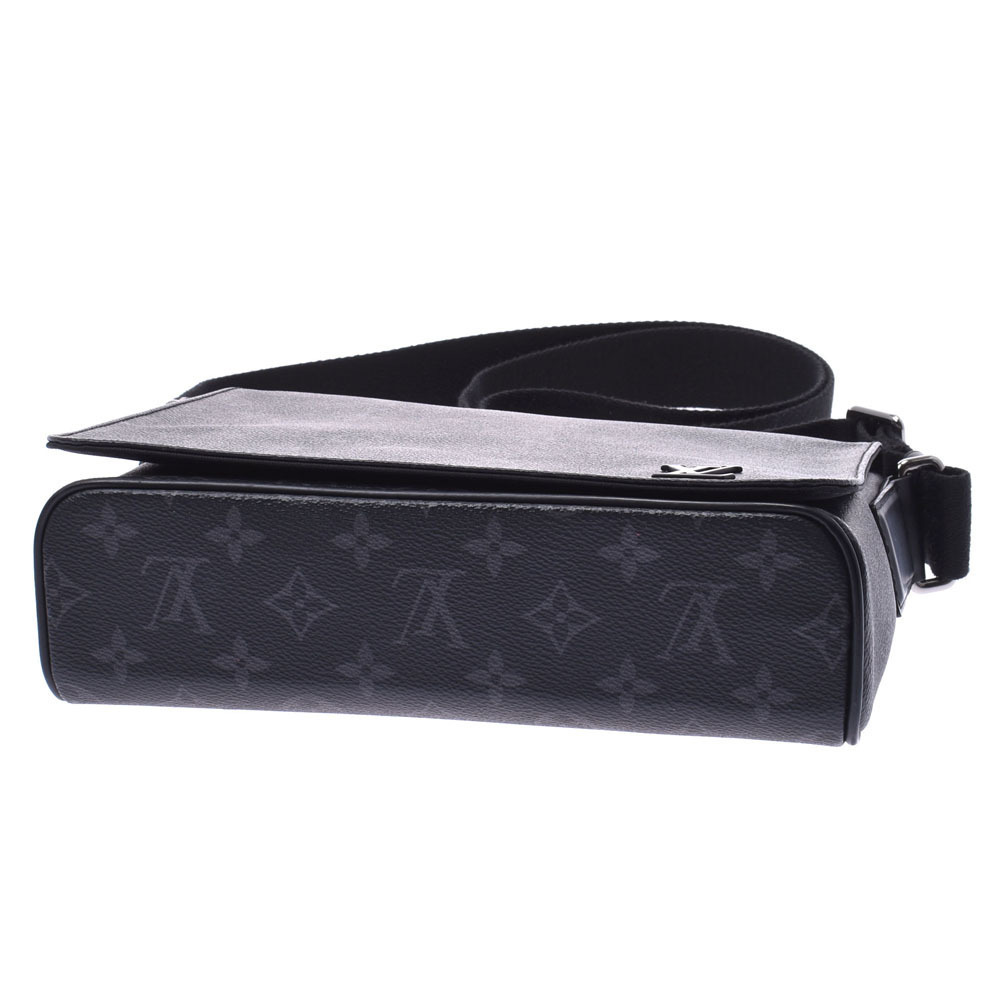 Louis Vuitton Monogram Eclipse Black District Bla… - image 4